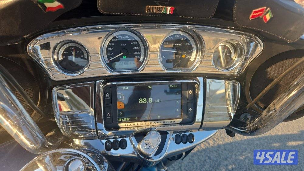 هارلي ديفيدسون الترا قلايد9