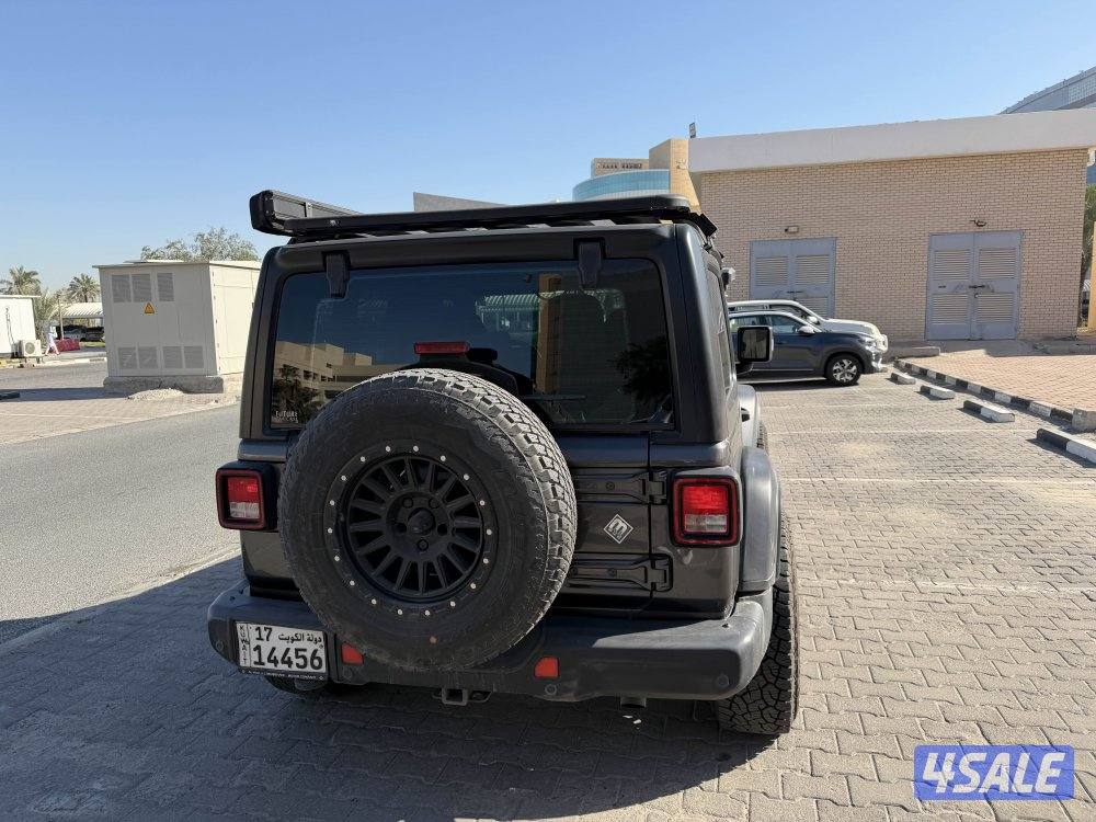 Jeep wrangler sport 2020 , mileage 135,000 km2