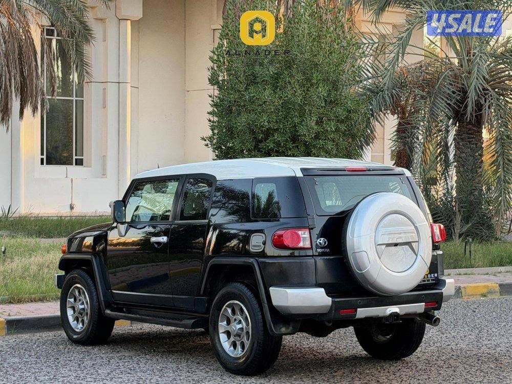 للبيع FJ - CRUISER موديل 2012 وارد الساير5