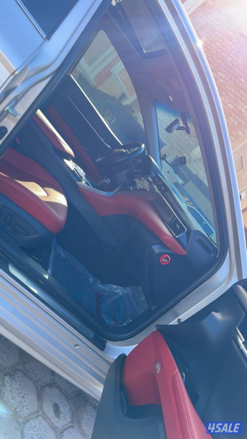 للبيع تويوتا كامريSE موديل2019 6 سلندر3