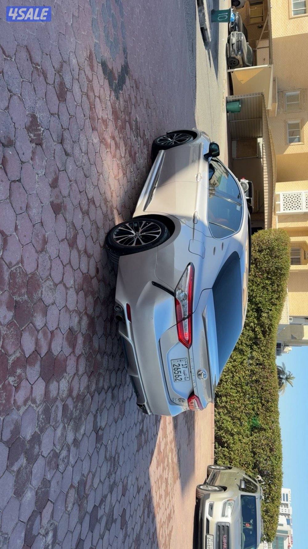 للبيع تويوتا كامريSE موديل2019 6 سلندر11