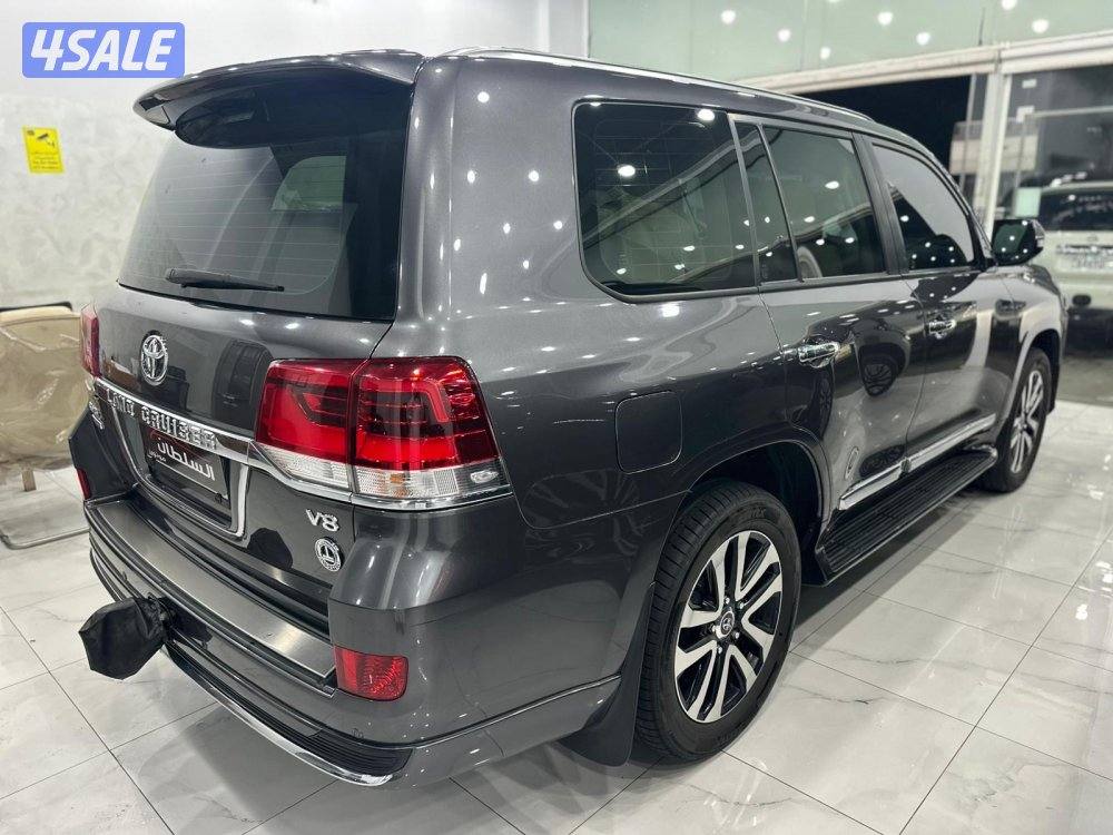 لاندكروزر جراند تورينق موديل ٢٠١٩ وارد الوكاله ماشي ٢٣٠ ألف كم2