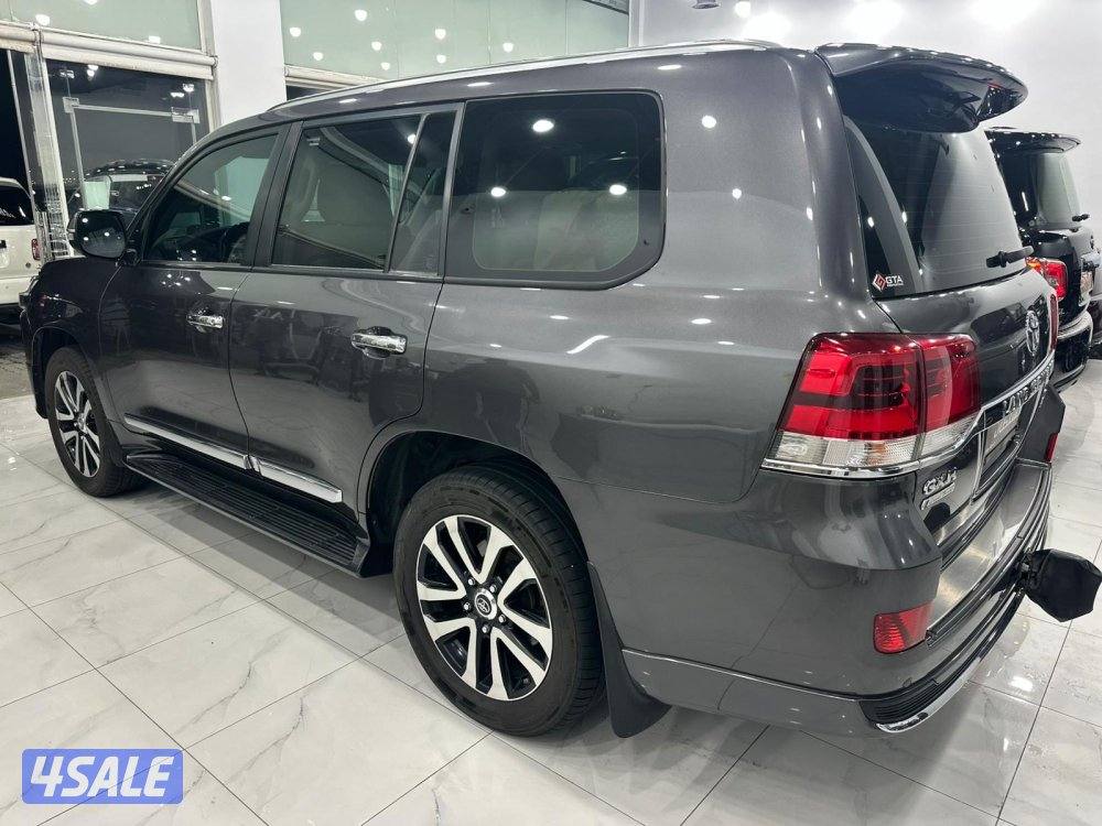 لاندكروزر جراند تورينق موديل ٢٠١٩ وارد الوكاله ماشي ٢٣٠ ألف كم3