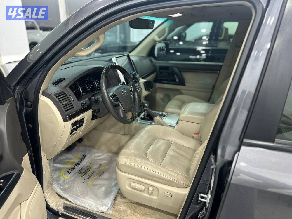 لاندكروزر جراند تورينق موديل ٢٠١٩ وارد الوكاله ماشي ٢٣٠ ألف كم4