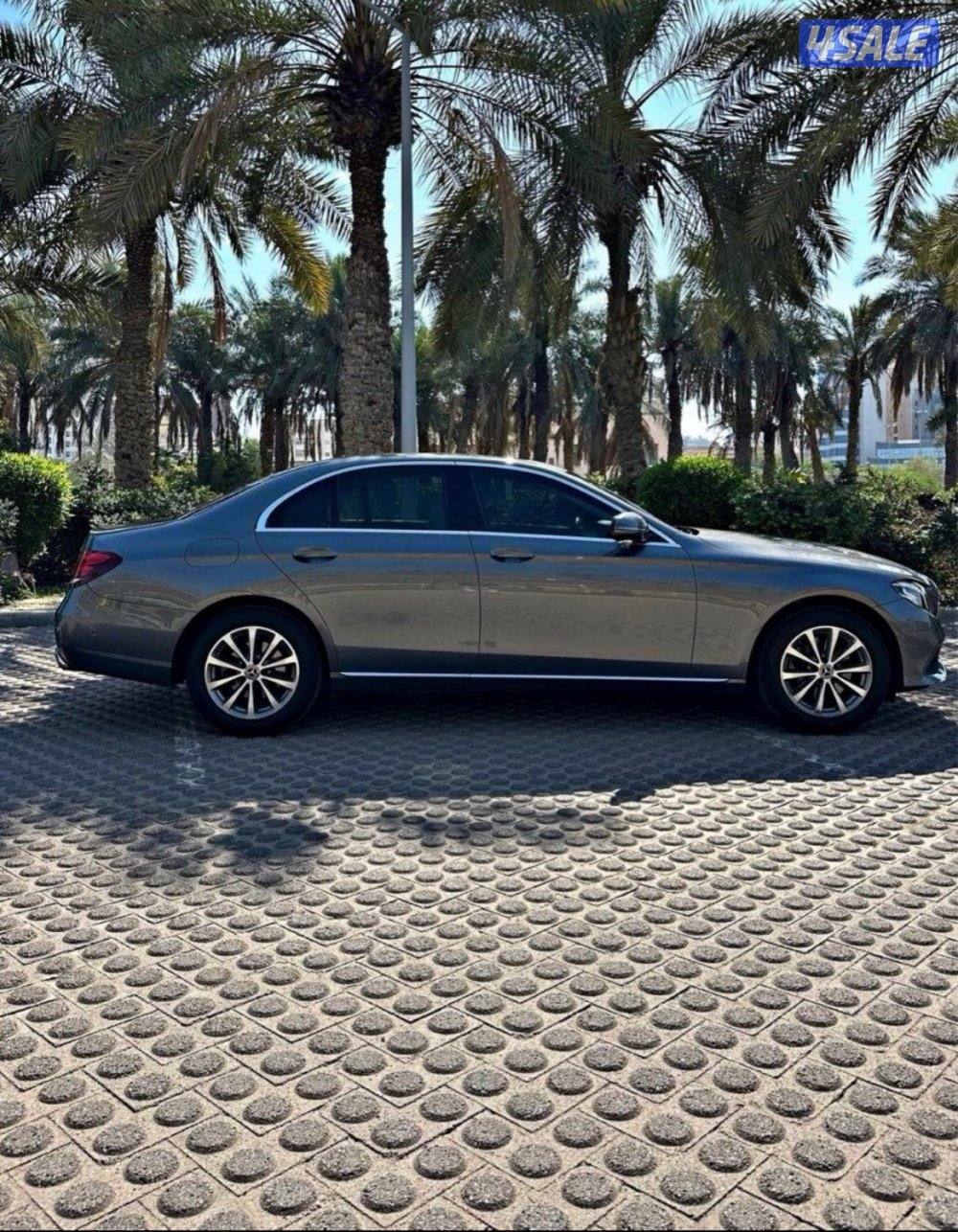 مرسيدس E200  -  2019 -  عداد 65000  -وارد الملا - صبغ وكاله3