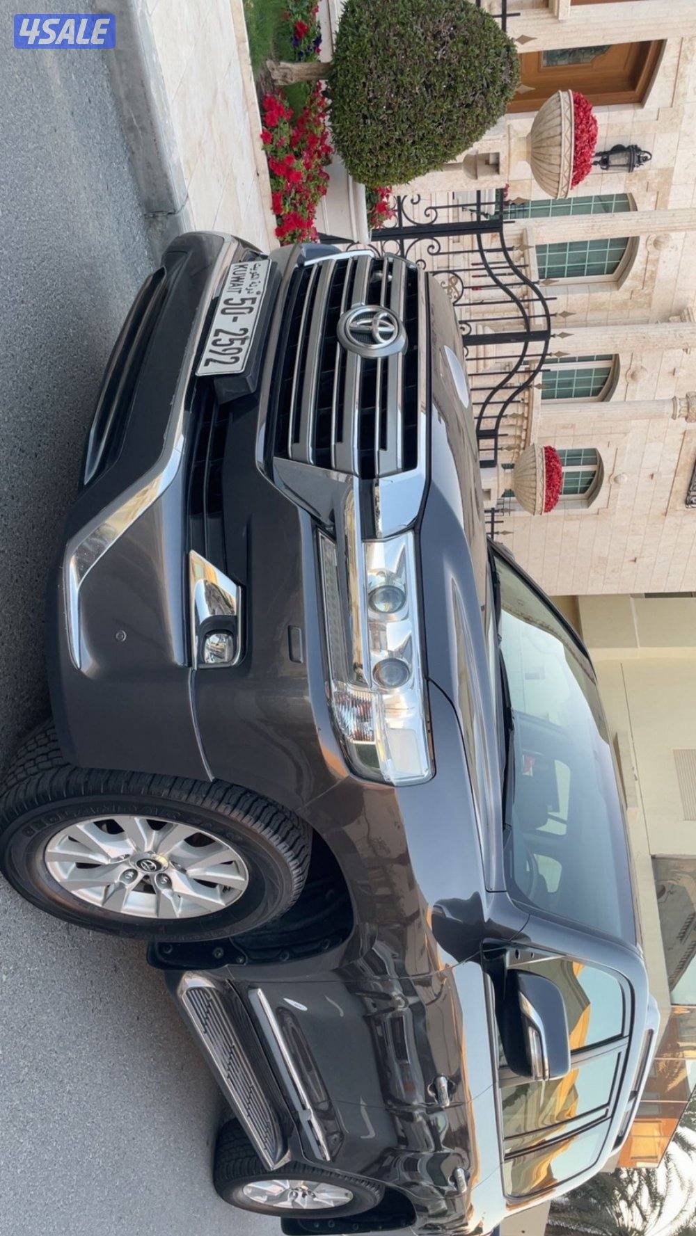 لاند كروزر - صبغ الوكالة - موديل 2018 - شرط الفحص2