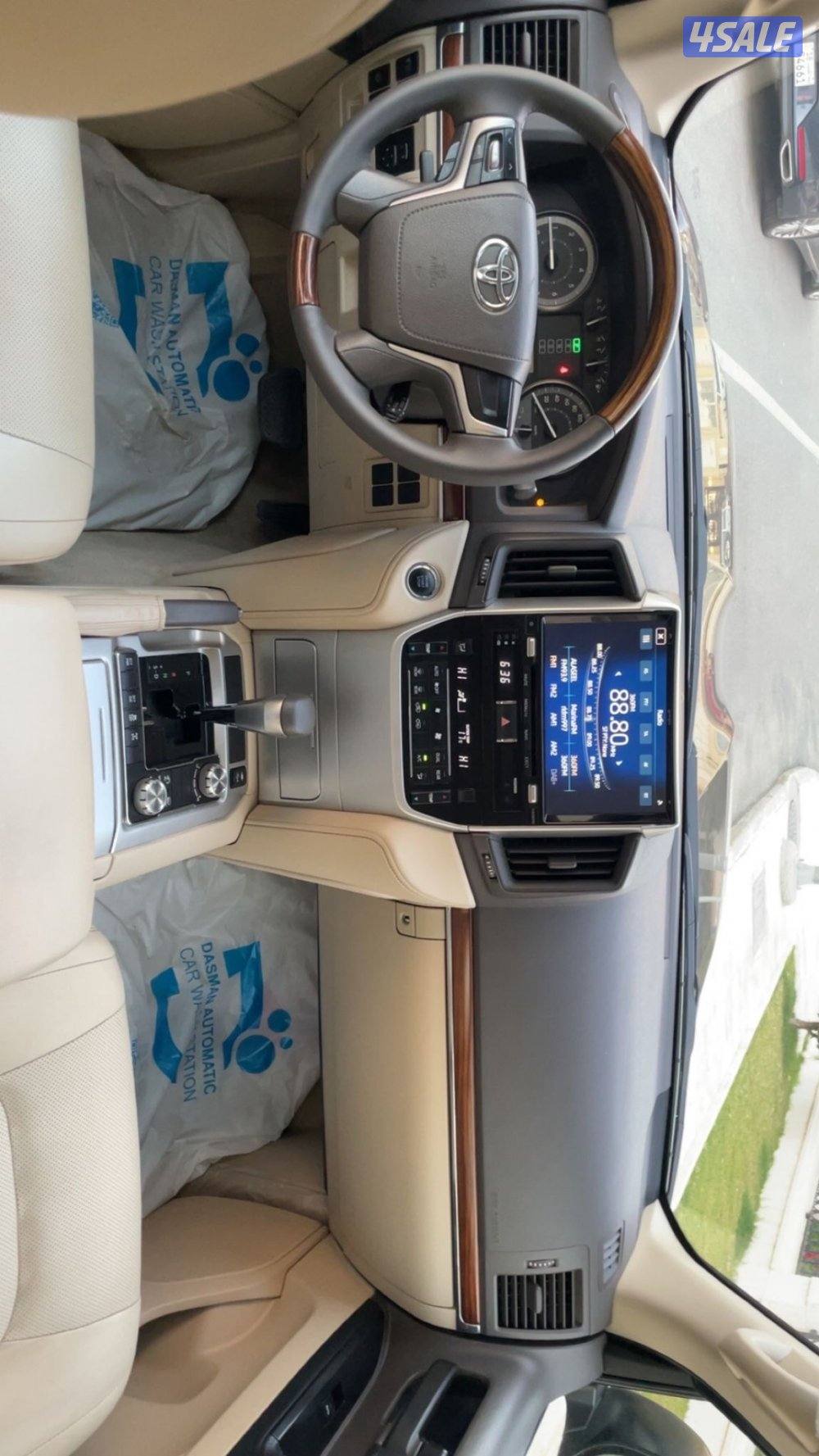 لاند كروزر - صبغ الوكالة - موديل 2018 - شرط الفحص9