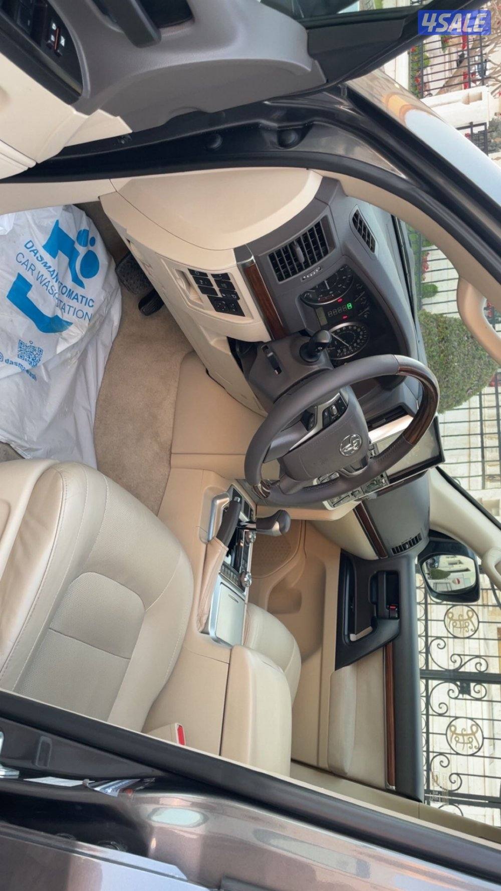 لاند كروزر - صبغ الوكالة - موديل 2018 - شرط الفحص10