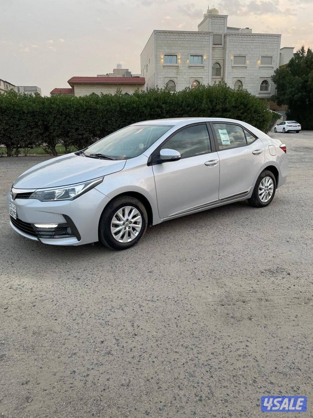 تويوتا كورولا - صبغ الوكالة وشرط الفحص - موديل 20190