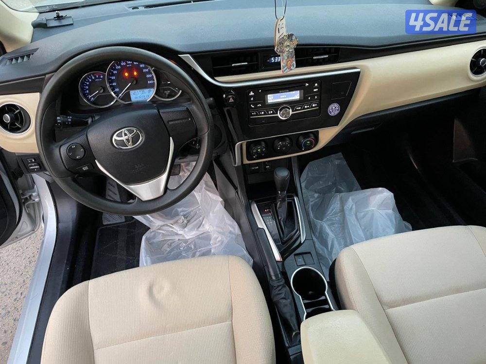 تويوتا كورولا - صبغ الوكالة وشرط الفحص - موديل 20198