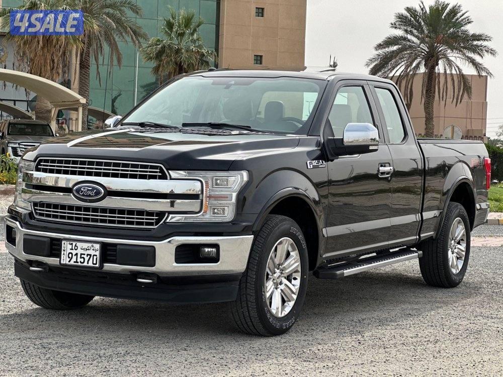 للبيع وانيت فورد لاريات ماشي ١١٥ الف كيلو1