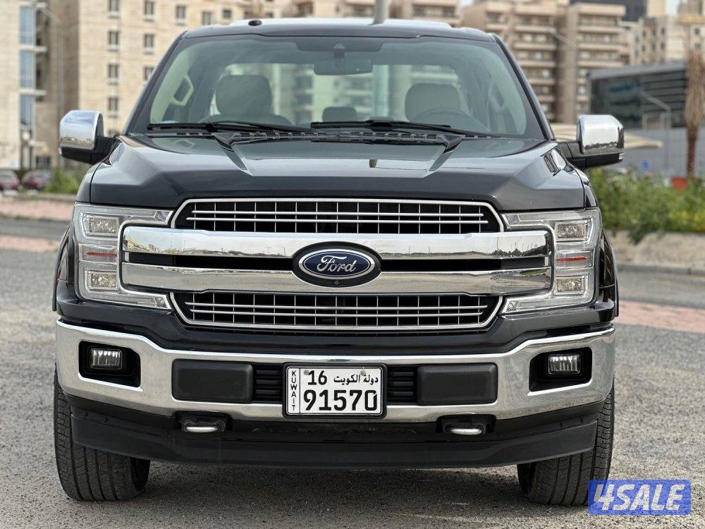 للبيع وانيت فورد لاريات ماشي ١١٥ الف كيلو2