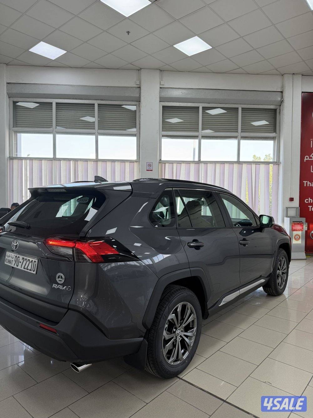 راف فور 4️⃣ الساير أصفار الدرجة الوسط فتحة تامين شامل ذهبي حماية + عازل1