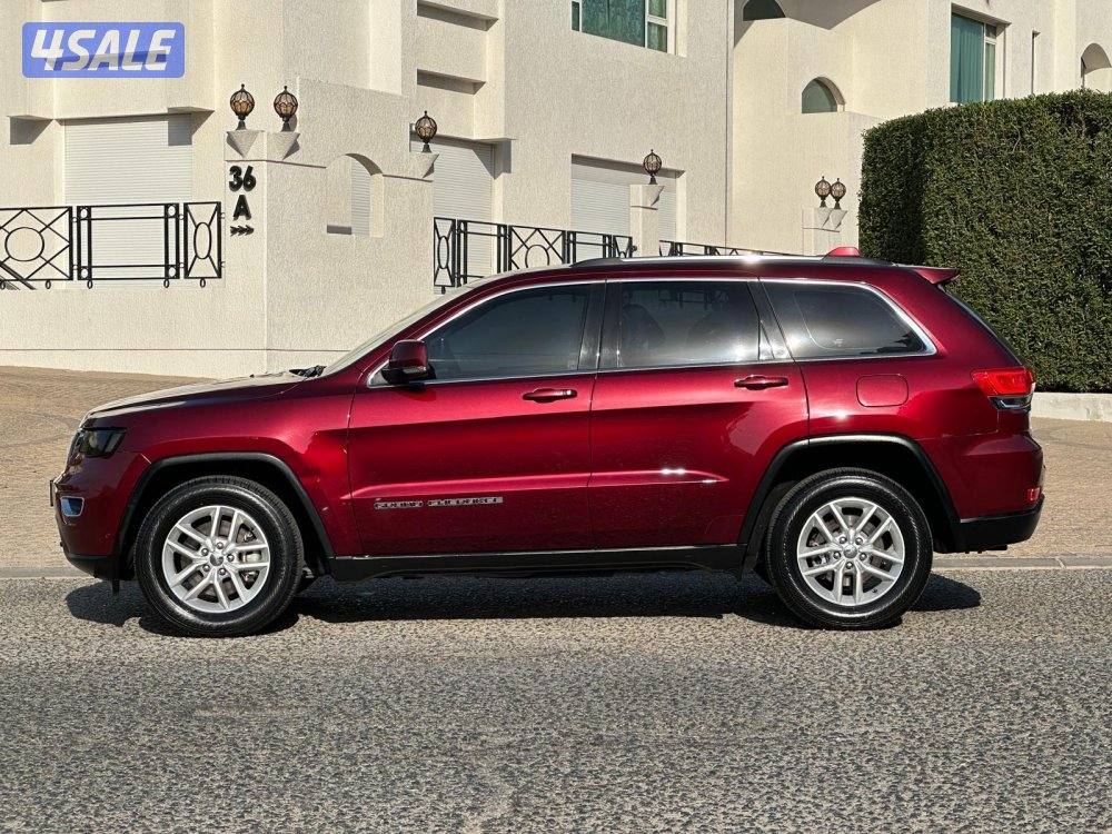 جراند شيروكي LAREDO4