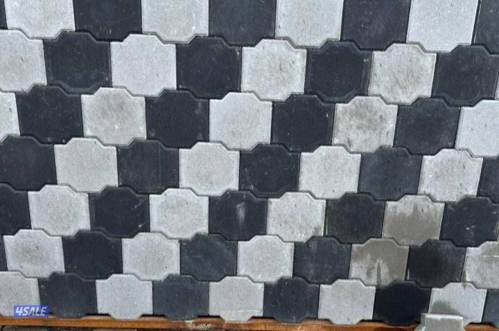 معلم بلاط متداخل وكربستون وكاشي ومصفت سيارات وصبت موزاييك ارضيات5