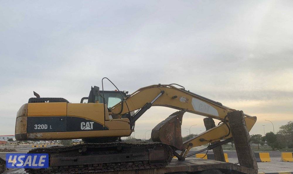 حفارة للبيع 320 DL  موديل 20131