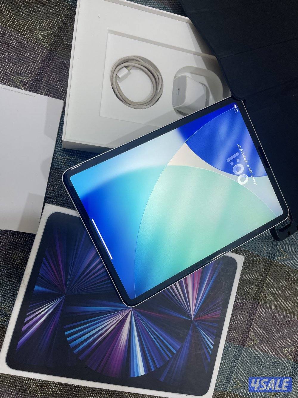 ايباد ابل برو 11 انش 512 قيقا بطارية 90 ام ون معالج مع كيبورد ابل اصلي4