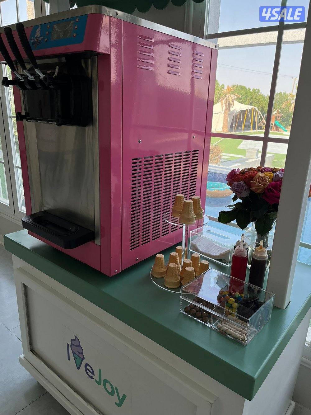 تأجير كاترينق ماكينة ايسكريم icejoy2