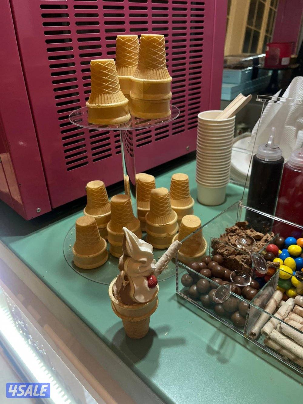 تأجير كاترينق ماكينة ايسكريم icejoy3