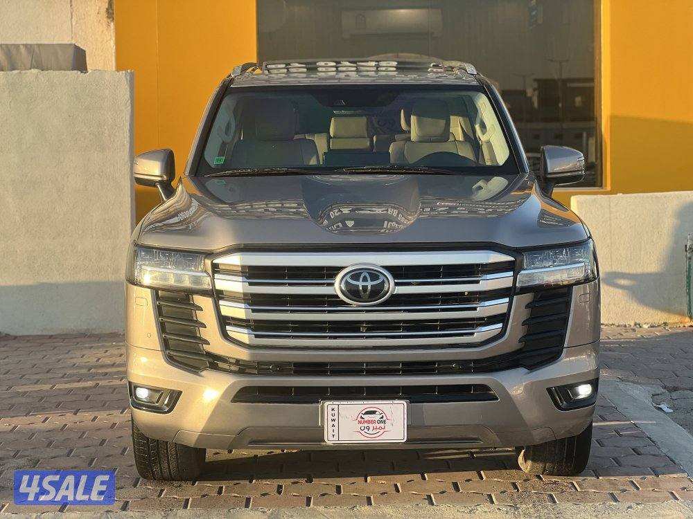 للبيع لاند GXR ايرو 20221