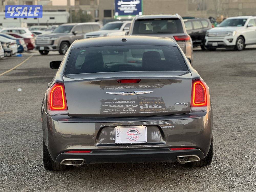 للبيع كرايزلر C300 S موديل 20214