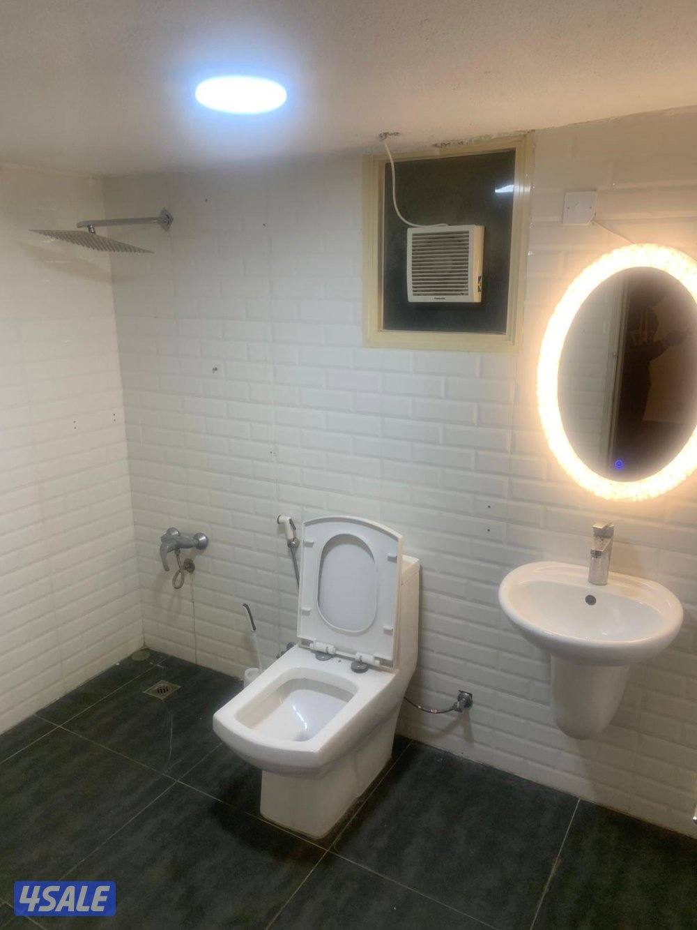 شقق للايجار خلو وفاضي غرفة وصالة ومطبخ وحمام تشطيب سوبر لوكس1