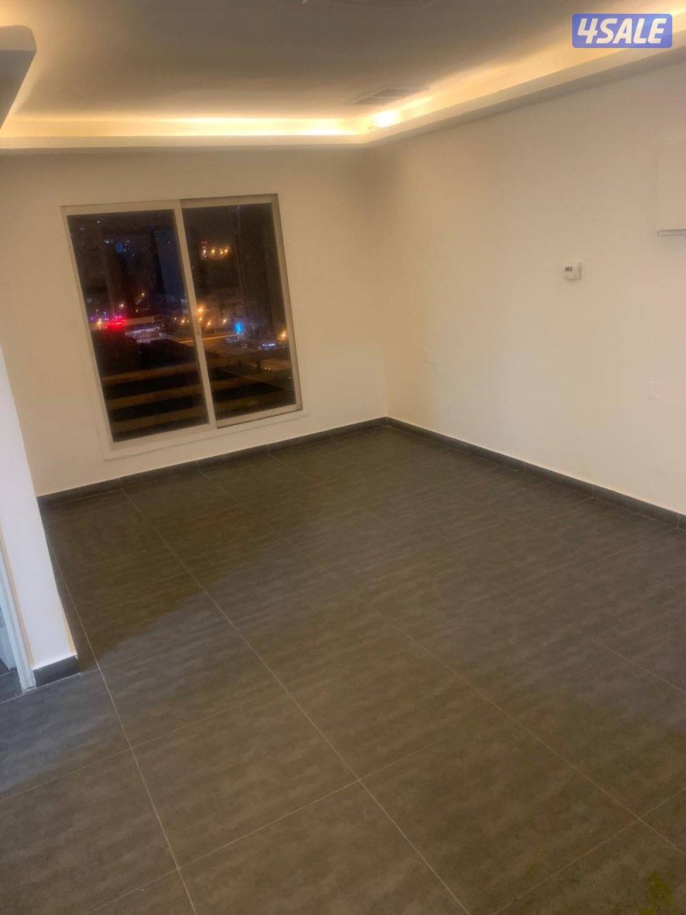 شقق للايجار خلو وفاضي غرفة وصالة ومطبخ وحمام تشطيب سوبر لوكس3