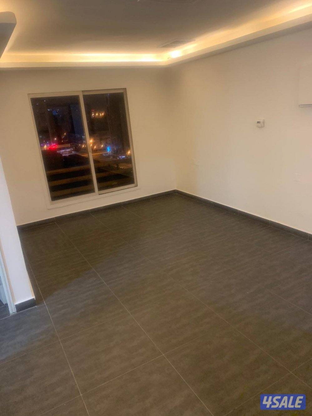 شقق للايجار خلو وفاضي غرفة وصالة ومطبخ وحمام تشطيب سوبر لوكس5