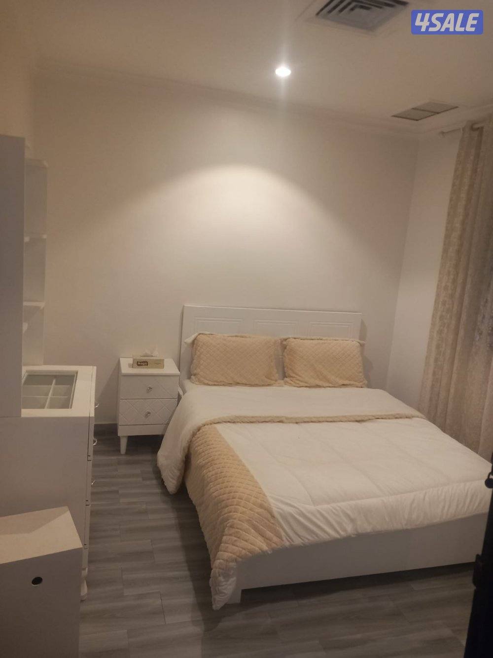 شقق للايجار خلو وفاضي غرفة وصالة ومطبخ وحمام تشطيب سوبر لوكس10