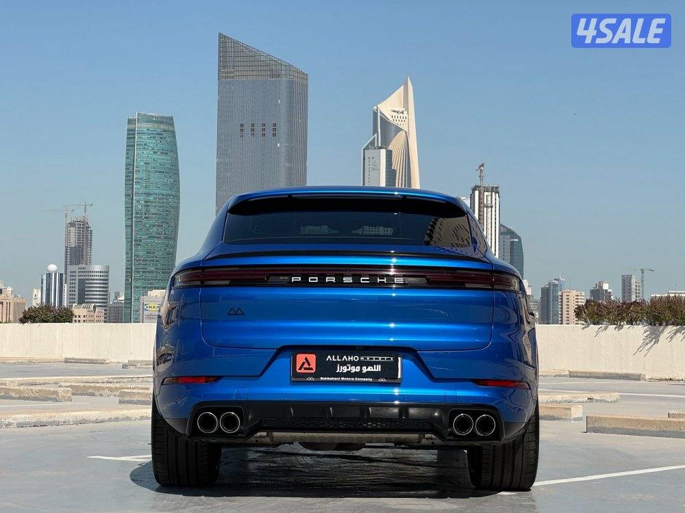 بورشه كايينCOUPEموديل2024 عداد13الف وارد بهبهاني سيرفس منتظم2