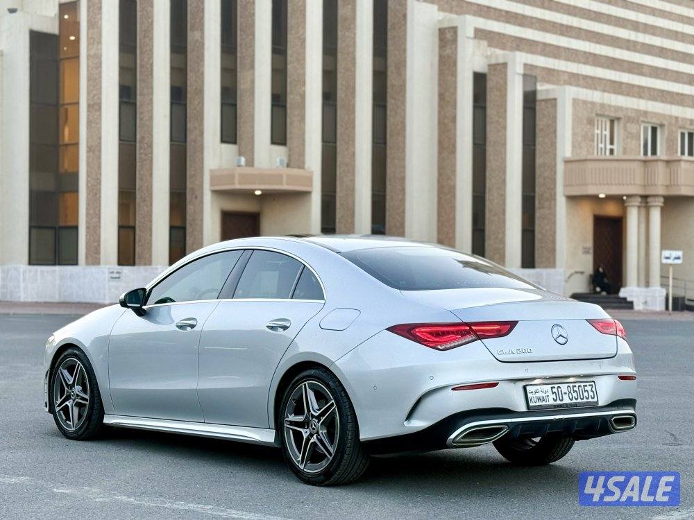 بحالة ممتازه صبغ الوكالة عداد ٨٣ الف موديل ٢٠٢١5