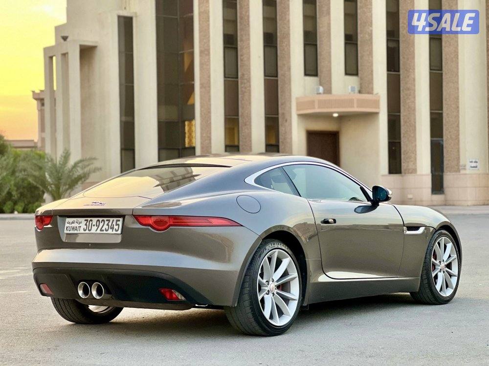 عداد ٩٠ الف بحالة ممتازه داخلية احمر موديل ٢٠١٦3