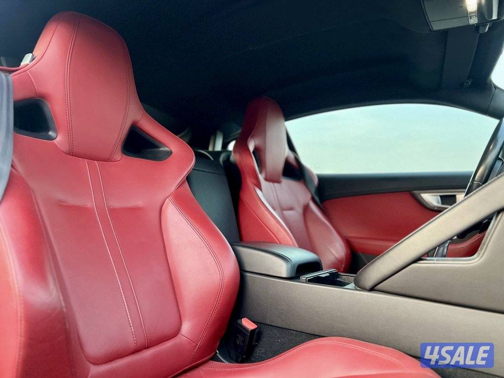 عداد ٩٠ الف بحالة ممتازه داخلية احمر موديل ٢٠١٦7