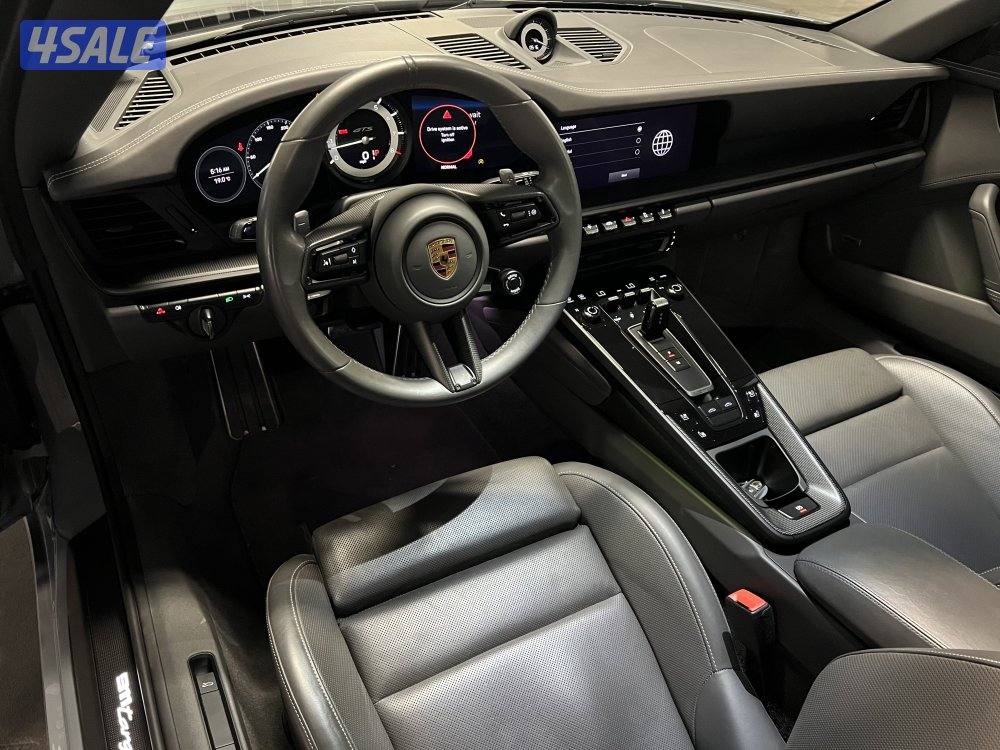 2023 TARGA 4 GTS بورش12