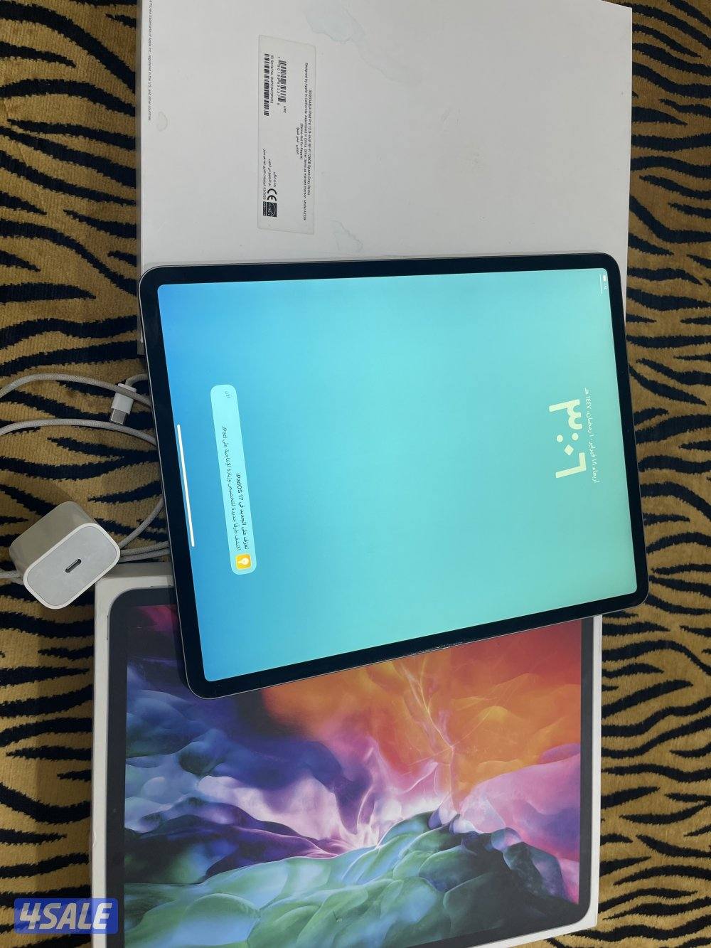 ايباد ابل برو 12.9 انش 128 قيقا الجيل الرابع نظيف جدا مع الاغراض كامله2