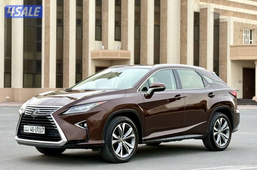 موديل ٢٠١٧ بحالك ممتازه سيرفيس وكالة عداد ١١٧ فل ابشن4