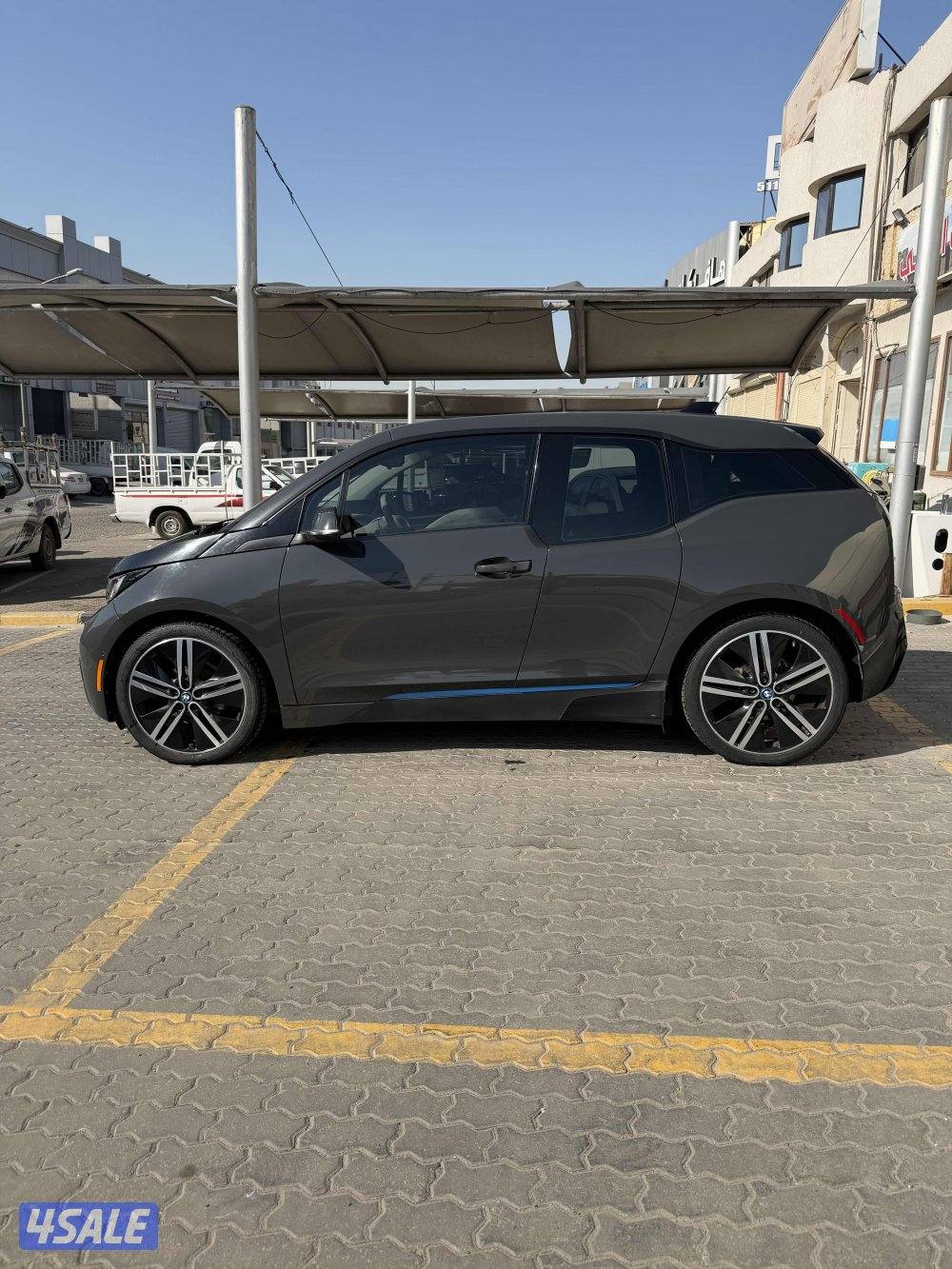 Bmw i3 هايبرد2