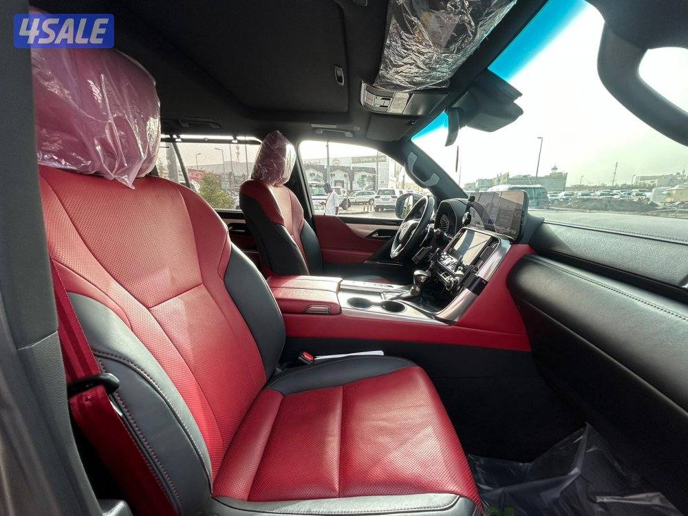 لكزس F.SPORT LX600 twin turbo.V6 موديل 2022 ماشى 81.000 k.m5