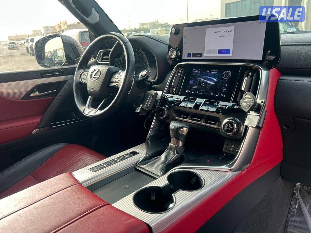 لكزس F.SPORT LX600 twin turbo.V6 موديل 2022 ماشى 81.000 k.m6