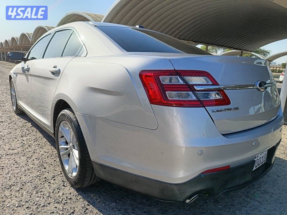 فورد تورس 2013الغانم بحاله ممتازه سيرفس وصبغ وكاله4