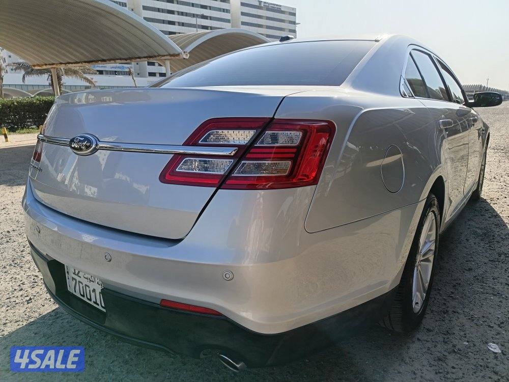 فورد تورس 2013الغانم بحاله ممتازه سيرفس وصبغ وكاله5