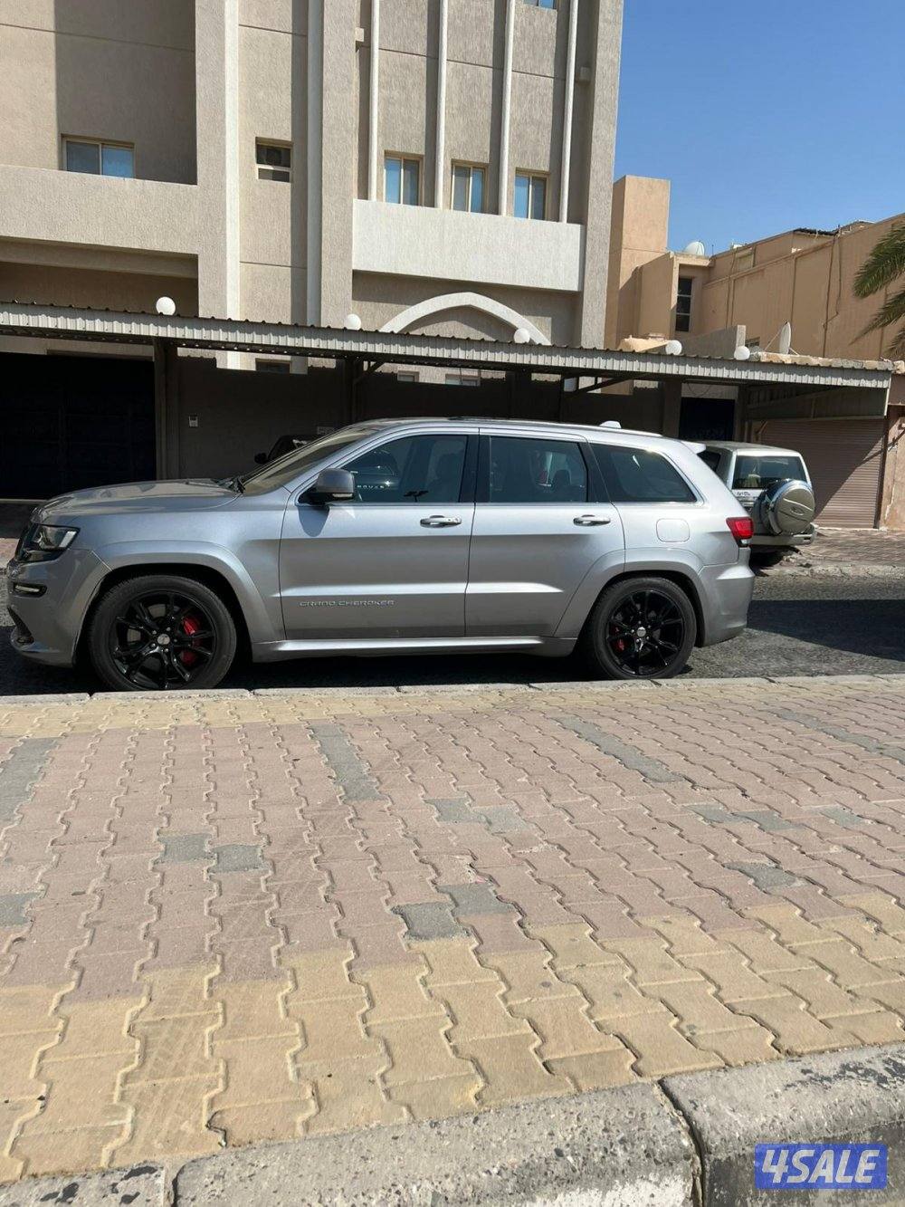 للبيع جراند شيروكي srt0