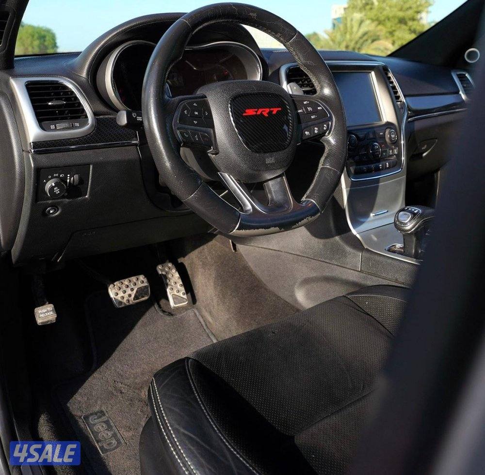 للبيع جراند شيروكي srt1