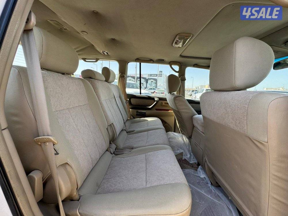 تويوتا لاند كروزر GX.R -V6 موديل 2004 ماشى 407.000 k.m  وارد الساير .4