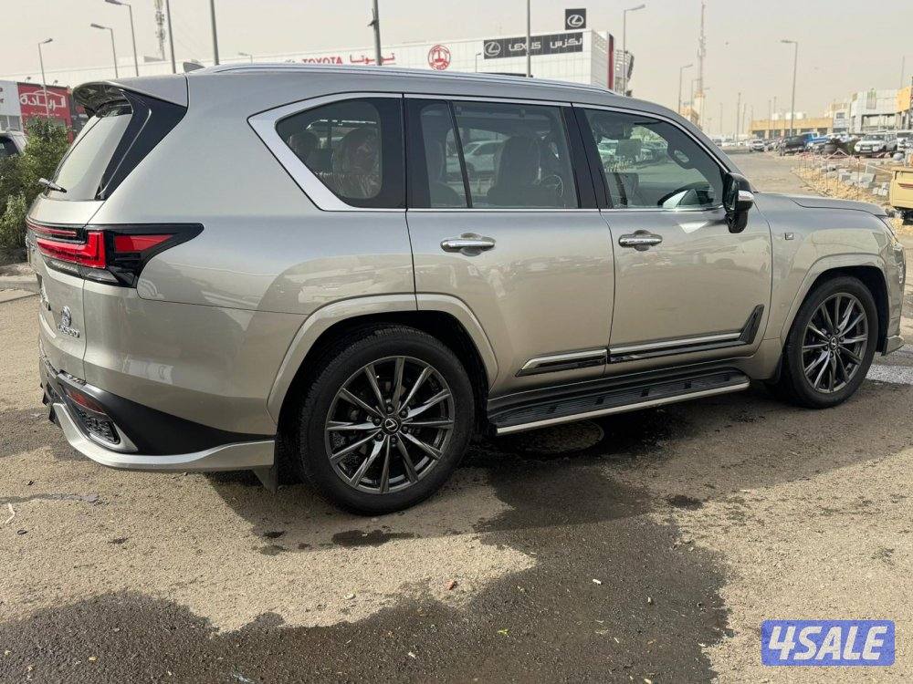 لكزس F.SPORT LX600 twin turbo.V6 موديل 2024  ماشى 45.000 k.m2