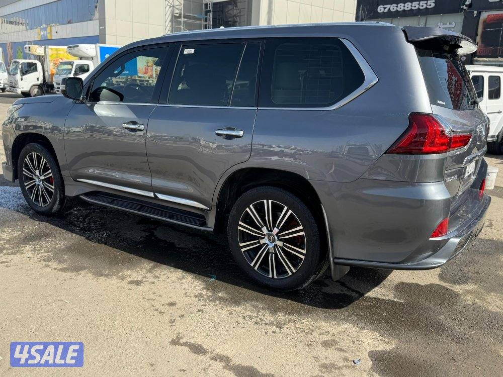 لكزس LX570 درجه اولى
موديل 2016
ماشى 326.000 k.m
وارد الخليج .2