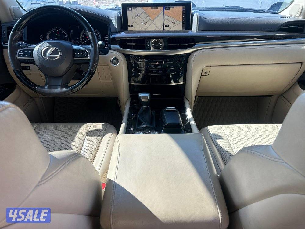 لكزس LX570 درجة ثانيه 
موديل 2017
ماشى 246.000 k.m 
وارد الساير5