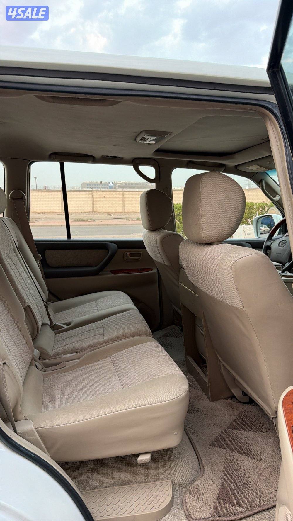 للبيع لاند gxr 2006 قير عادي ونش9