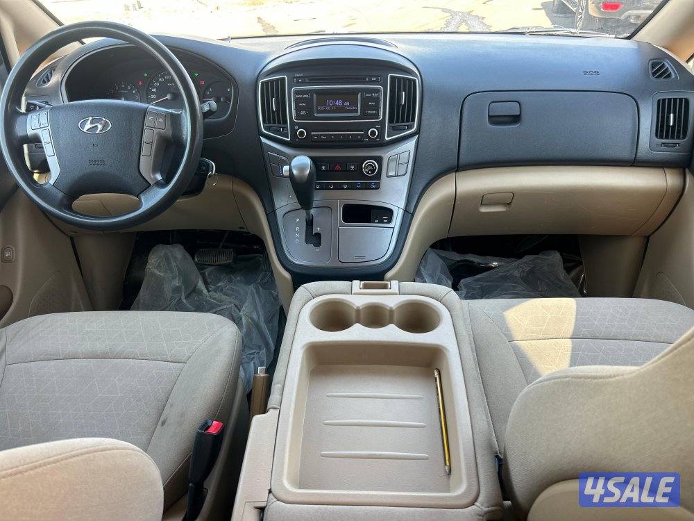 هيونداى  H1
موديل 2020
ماشى 240.000 k.m 
واردالكويت.صبغ وكالة7