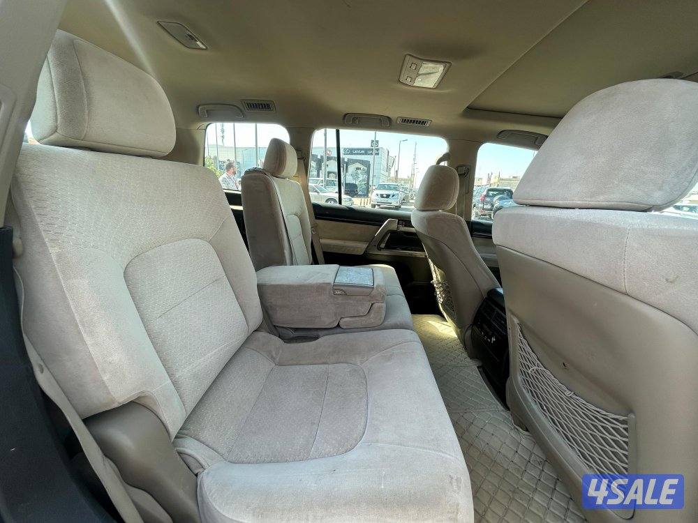 لاند كروزر VX.R -V8 
موديل 2009
ماشى 245.000 k.m 
وارد الخليج4